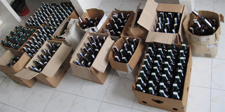 Служители на РУ – Търговище откриха 288 бутилки с неясно алкохолно съдържание
