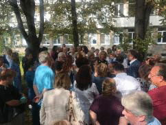 Омбудсманът Мая Манолова се ангажира с проблемите на болницата във Враца