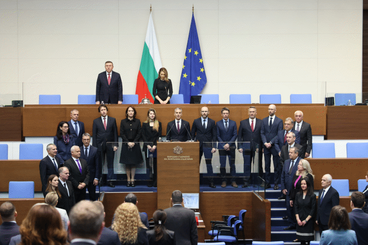 Служебното правителство с министър-председател Андрей Гюров положи клетва пред 51-вото Народно събрание