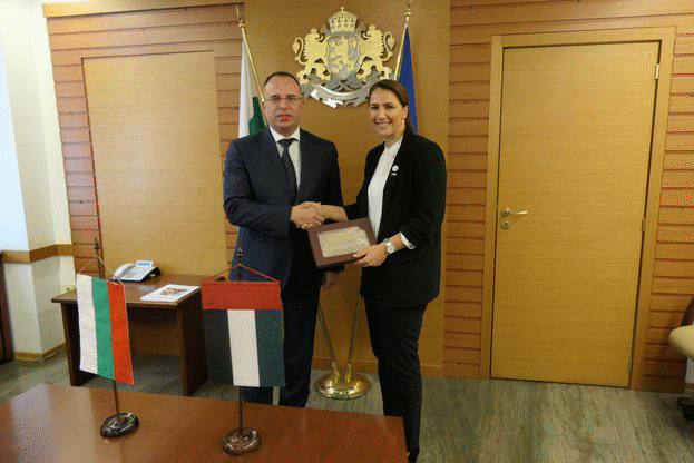 Румен Порожанов: Имаме много възможности за сътрудничество в областта на земеделието с ОАЕ