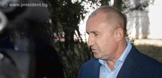 Румен Радев: Навлязохме в период, в който сигурността не е гарантирана и не трябва да допускаме България да бъде въвлечена в ескалиращите конфликти
