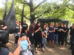 Омбудсманът Мая Манолова подкрепи инициативата „Зависимата независимост“, организирана от майките на деца с увреждания