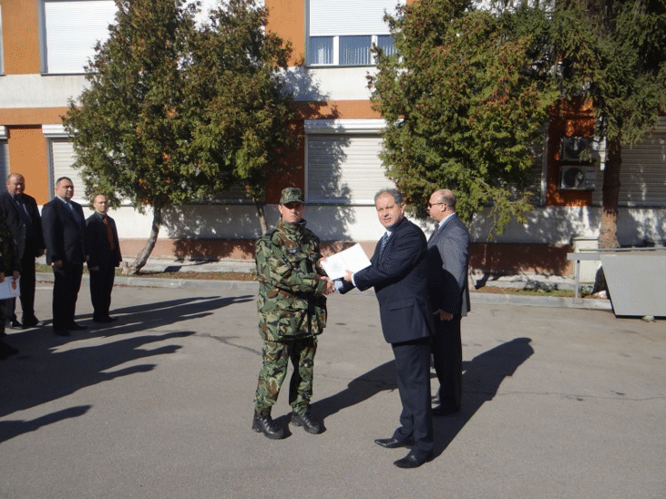 Военни полицаи получиха удостоверенията си за завършена специализирана подготовка