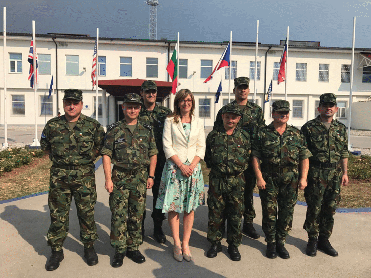 Министър Захариева се срещна с командирите на НАТО и EUFOR в Босна и Херцеговина