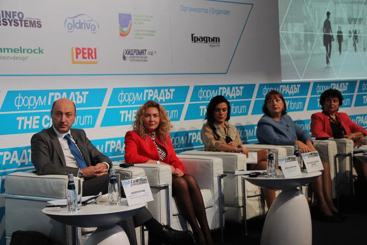 Зам.-министър: Деница Николова: Очакваме през 2017 г. да разплатим около 700 млн.лв. по проекти, финансирани по  Оперативна програма „Региони в растеж“ 2014-2020 г.