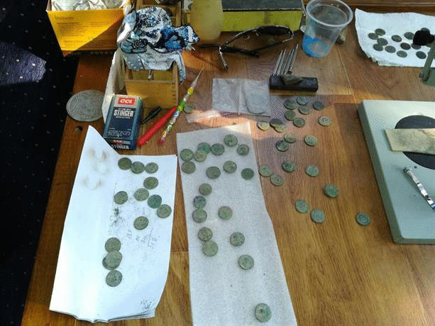 Множество предмети с културно-историческа стойност са иззети от служители на ГДНП и ОДМВР-Хасково