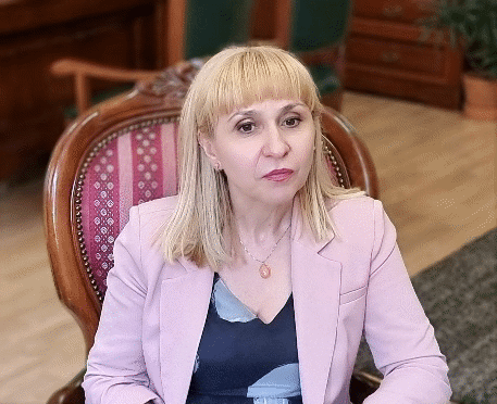 Омбудсманът поиска от „Електрохолд Продажби“ да „не разкарва”  хората за хартиена фактура
