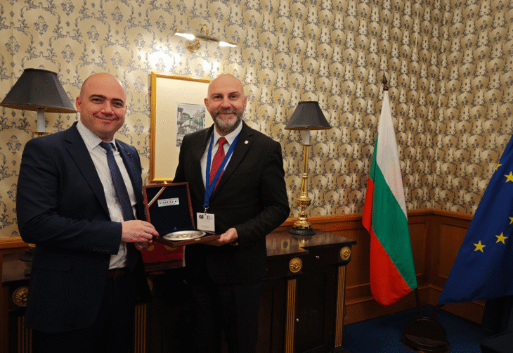 Сътрудничеството в областта на общ винено-кулинарен туризъм обсъди министър Илин Димитров с Любчо Яневски, ръководител на Националната агенцията за насърчаване на туризма на Северна Македония