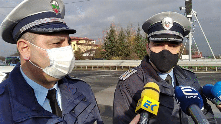 Пътна полиция предприема необходимите мерки за безопасност на движението през предстоящите празнични и почивни дни