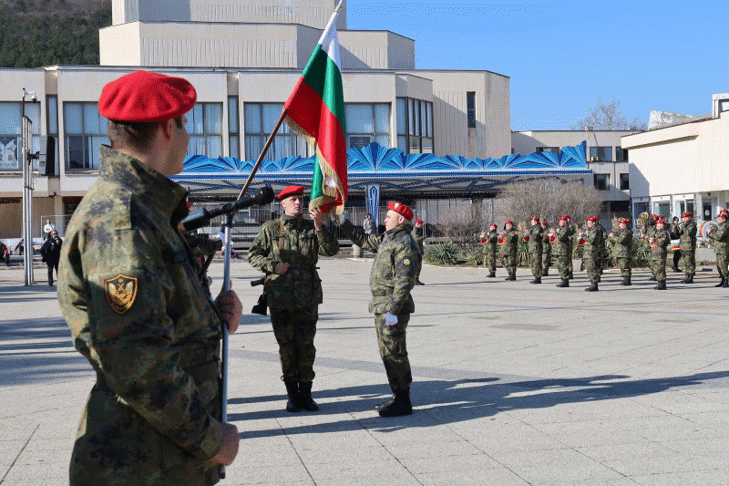 Новоназначени военнослужещи попълниха редиците на Сухопътните войски