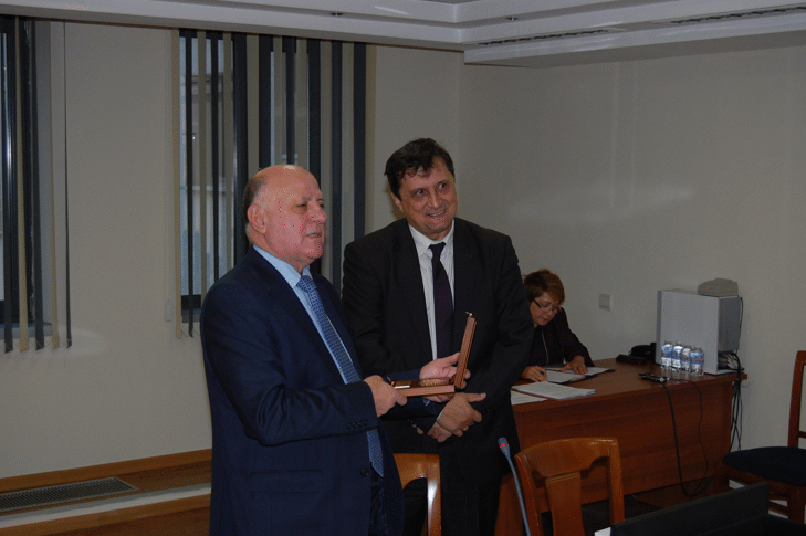 Председателят на ВАС получи „Плакет на ВСС” по повод приключване на мандата му