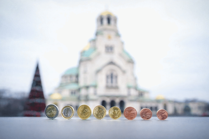 Столична община е готова за еврото: без поскъпване на услуги и с по-ниски цени на градския транспорт