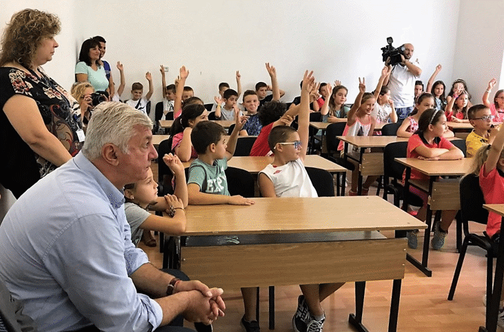 Третокласници от Пловдив и Велико Търново се запознаха с условията за асансьорна безопасност