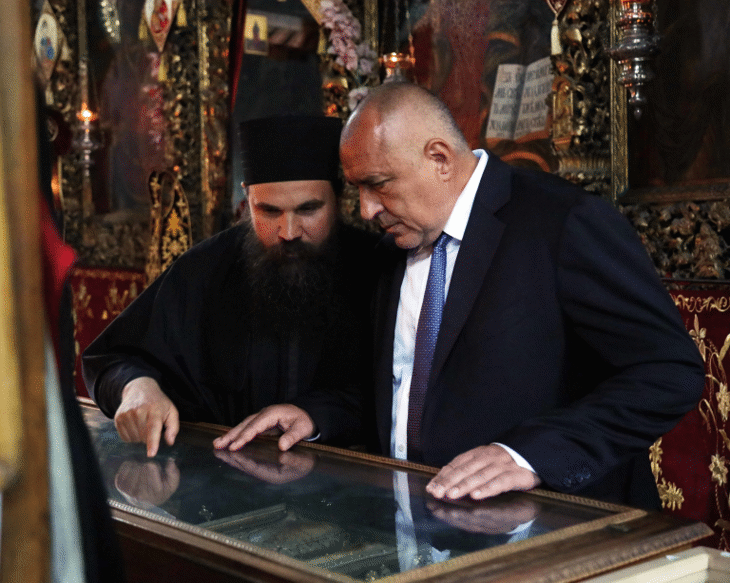 Премиерът Борисов в Света гора: Правителството ще продължава да подкрепя Българската православна църква