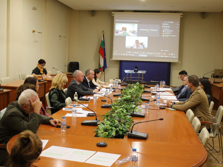 На експертна среща в Министерството на енергетиката бяха обсъдени варианти за промяна на формулата за сградна инсталация