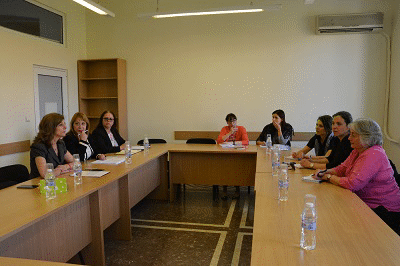 Зам.-министър Димитрова и председателят на ДАЗД Елеонора Лилова обсъдиха деинституционализацията с представители на фондация „ОУК“