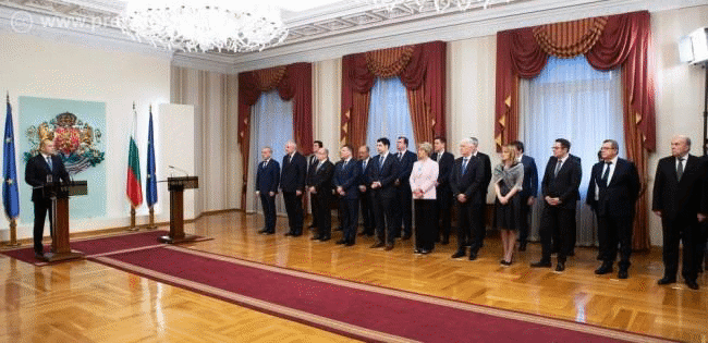 Президентът Румен Радев: Служебното правителство не трябва да допуска България да изпада в безвремие и да губи възможности