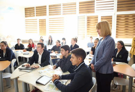 Фандъкова: "За последните години Столична община инвестира 360 млн. лв. в образователна инфраструктура"