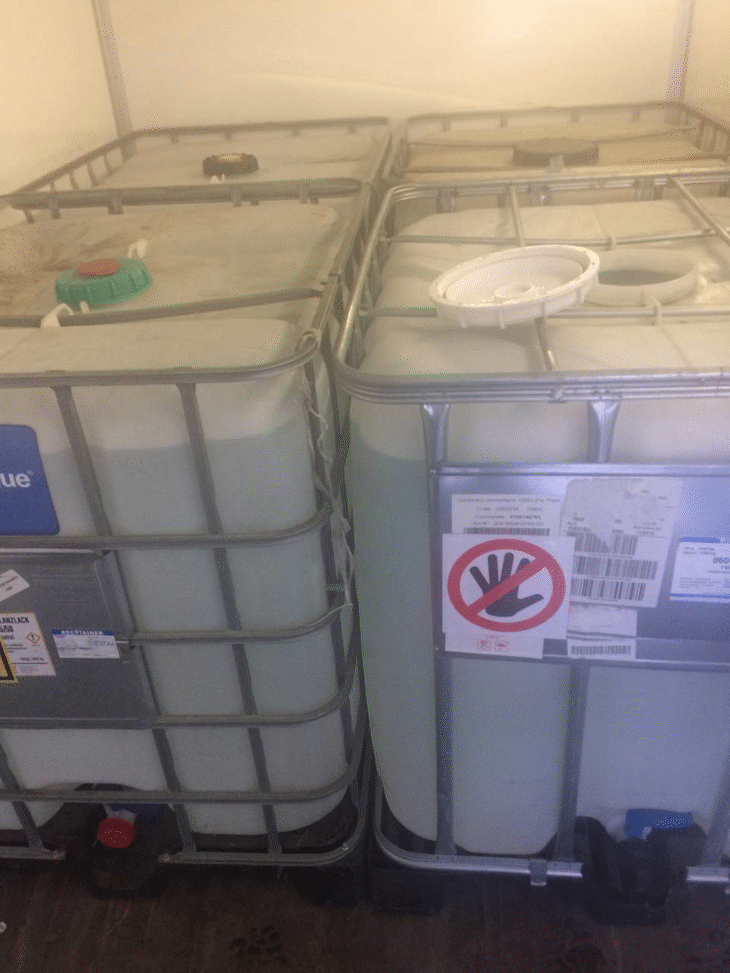 Служители на Митница Пловдив задържаха 4000 литра нелегален етилов алкохол