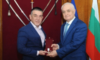 Митниците