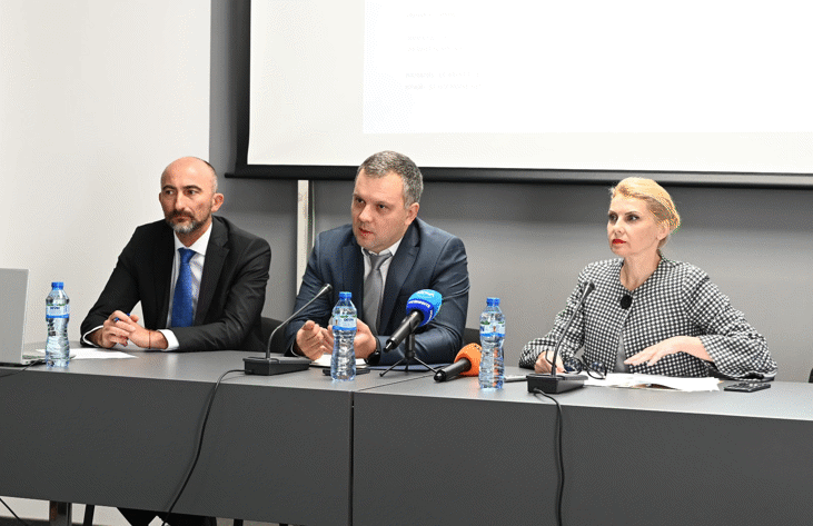 Започва Изплащането На Добавка За Компенсиране На Разходи За Отопление За Над 320 000 Семейства С Деца