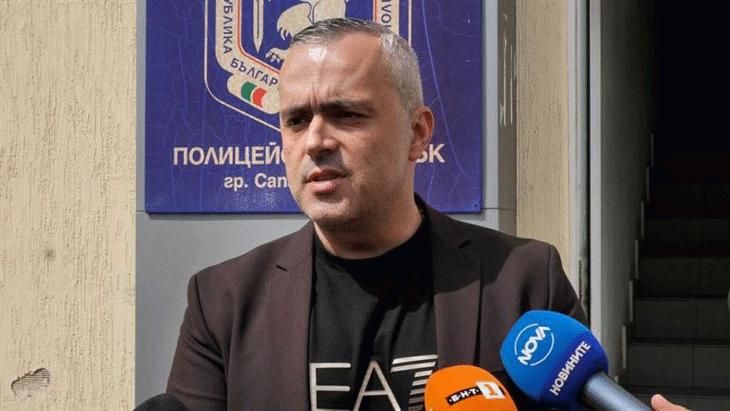 Полицаи от районното управление в Дупница и полицейския участък в Сапарева баня откриха за по-малко от час две деца