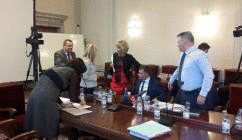 С 21 гласа „за“ социалната комисия в парламента прие единодушно на първо четене проектите на Закон за хората с увреждания и Закон за личната помощ