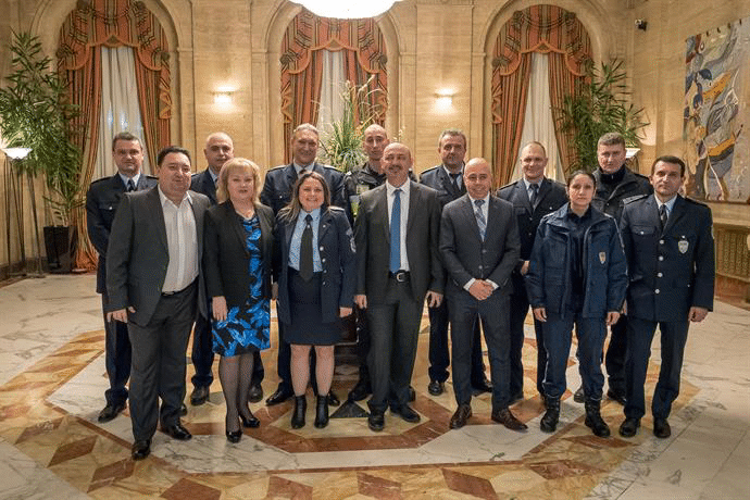 Четирима пътни полицаи отличени за проявен професионализъм