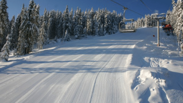 КЗП спира временно предоставянето на услуги на ски пистата „Мечи чал” в Чепеларе