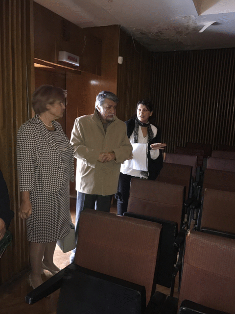 Министърът На Културата Вежди Рашидов И Председателката На Комисията По Бюджет И Финанси В Народното Събрание Менда Стоянова Инспектираха Сградата На Операта В Пловдив