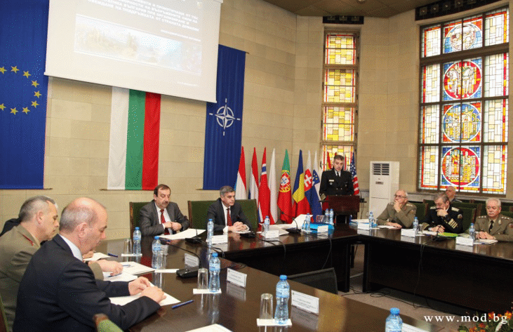 Вицеадмирал Емил Ефтимов: Като съхраняват и развиват своя потенциал Въоръжените ни сили отговарят на съвременните рискове в областта на сигурността и отбраната