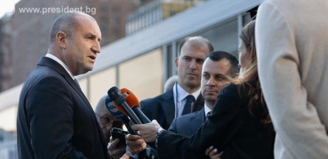 Румен Радев: Доверието в управлението зависи от това, дали правителството поставя на първо място българските интереси, на българската икономика и българските граждани