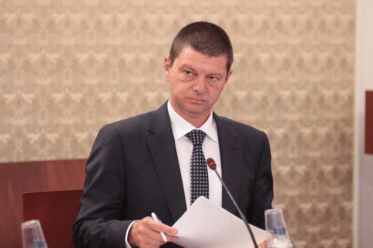 Мнозинството в Комисията по правни въпроси подкрепи Красимир Влахов за член на Конституционния съд