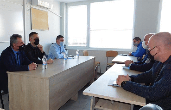 Министърът на вътрешните работи се срещна със служители на районни управления в Стралджа и Тунджа, област Ямбол