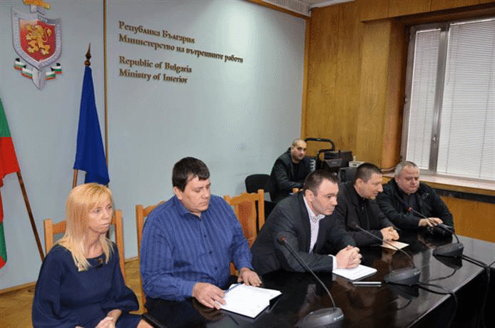 Съвместните екипи на МВР и прокуратурата разкриха два случая на убийство