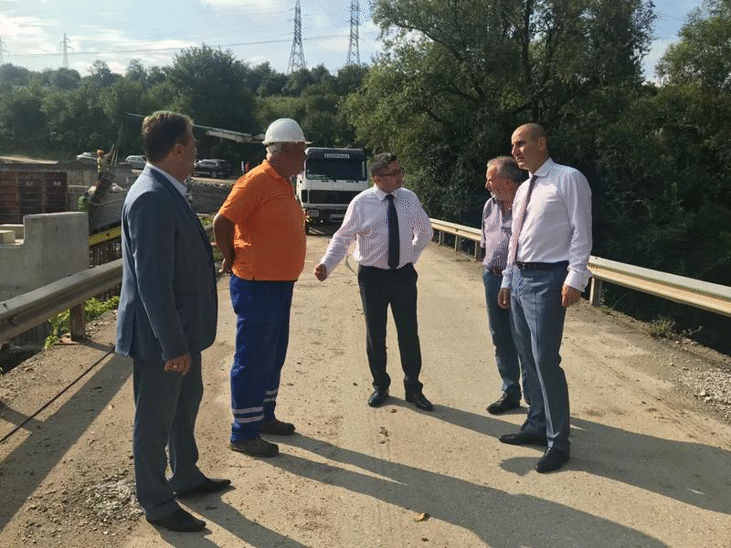 Министър Нанков инспектира ремонта на пътя Велико Търново – Арбанаси -  Горна Оряховица