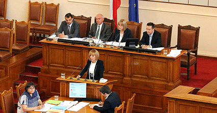 Народното събрание избра Мая Манолова за омбудсман на Република България