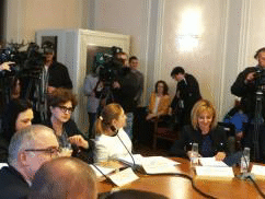 Омбудсманът Мая Манолова се обяви срещу лимитите за неимуществени вреди в Кодекса за застраховането