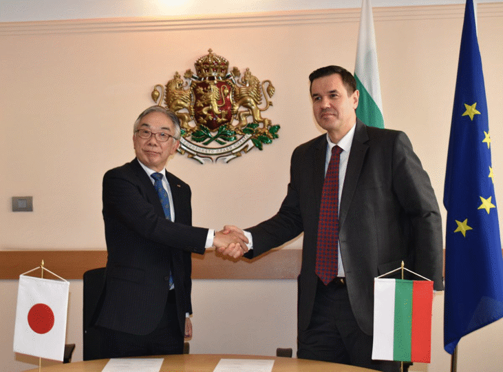 Министър Никола Стоянов и японският посланик подписаха писмо за намерение за създаване на Българо-японски научен център за млечни продукти