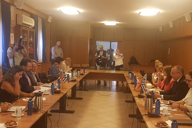 Министър Порожанов и гръцкият му колега Ставрос Араховитис се обявиха за запазване на бюджета на Общата селскостопанска политика