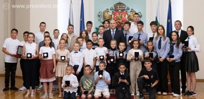 Държавният глава: Инициативата „Спортувай с президента“ привлича хиляди деца от страната да спортуват и да растат като активни и достойни граждани на България