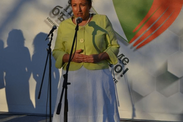 Министър Танева: 13 % е обвързаната подкрепа за производителите на плодове и зеленчуци