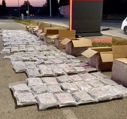 Близо 400 кг марихуана задържа ГДБОП в Сливен