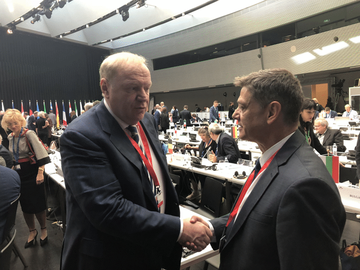 Българският опит като страна-председател на Съвета на ЕС и интеграцията на страните от Западните Балкани към Съюза обсъди на срещи с румънски парламентаристи във Виена председателят на Комисията по отбрана ген. Константин Попов