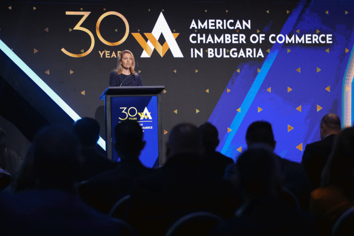 Председателят на Народното събрание Рая Назарян: Всяка модерна икономика се стреми към конкурентоспособност, устойчив темп на производителност, ефективно ползване на ресурсите, иновации и ръст на доходите