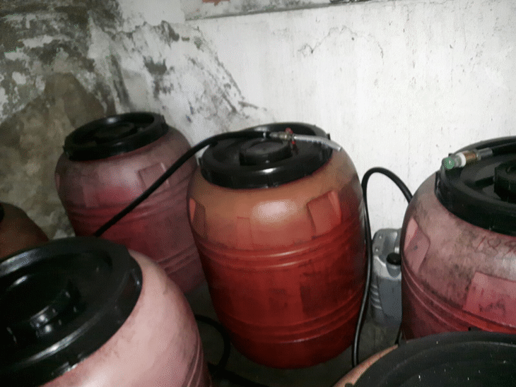 3 589 литра нелегално дизелово гориво откриха митнически служители от Митница Бургас