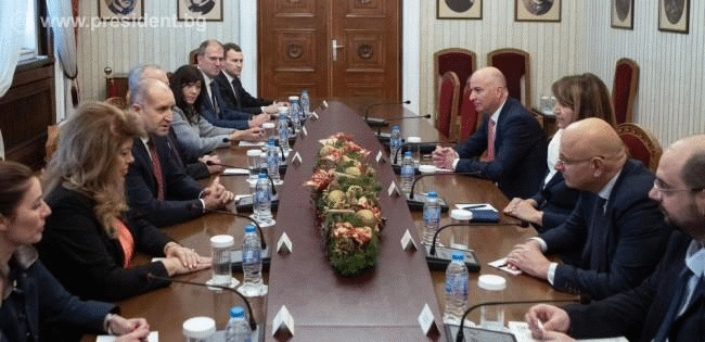 Президентът Румен Радев обсъди с ръководството на Асоциацията на банките в България готовността на банковия сектор за въвеждане на еврото