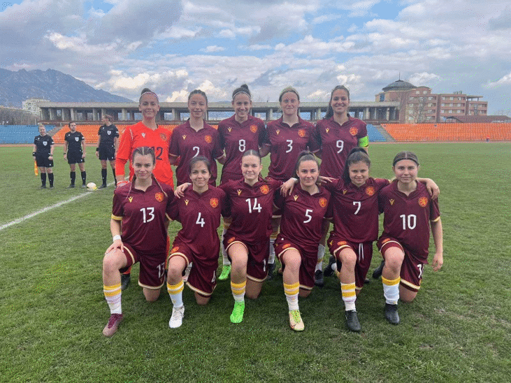 Втора категорична победа за България WU17