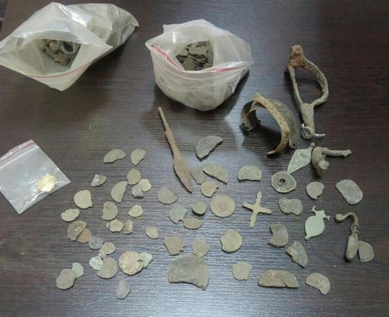Полицаи от РУ-Берковица иззеха старинни предмети
