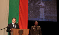 МО